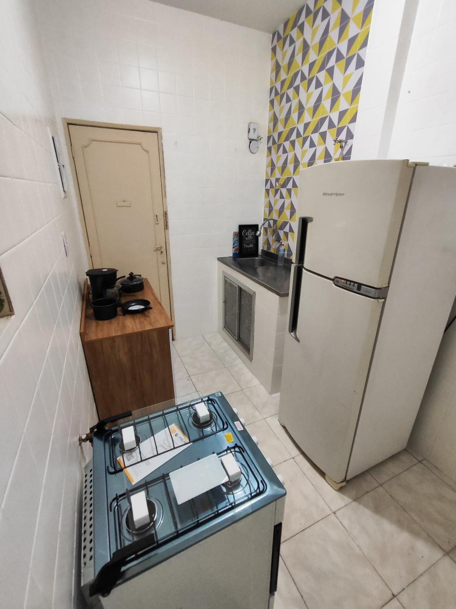 Apartamento Ideal Em Copacabana Com Conforto E Excelente Custo-beneficio